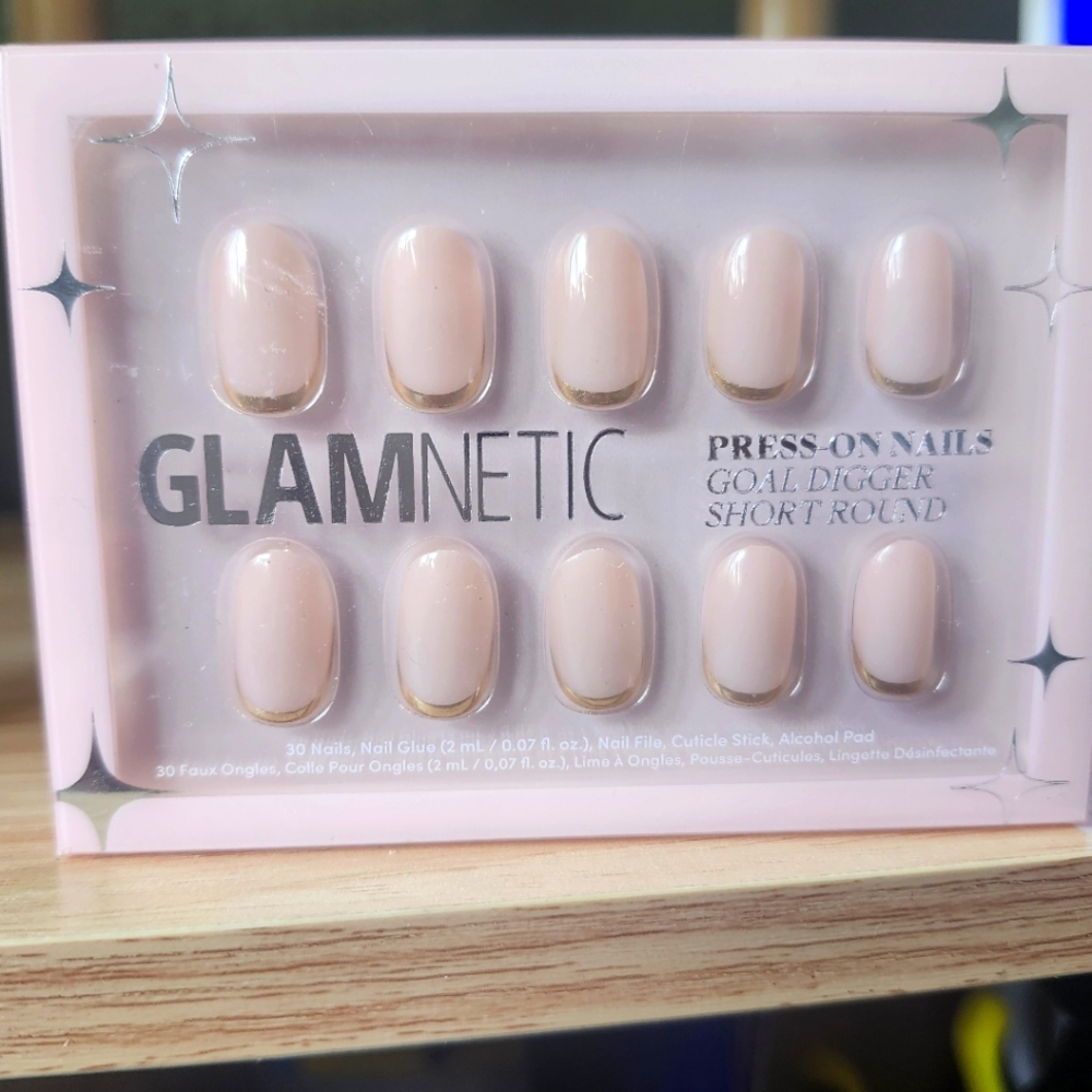 Glamnetic Gold Digger Press-On Nails
